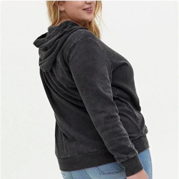 TORRID Skull Black Mineral Wash Lace-Up Fleece Hoodie size 0/12 - Picture 3 of 9